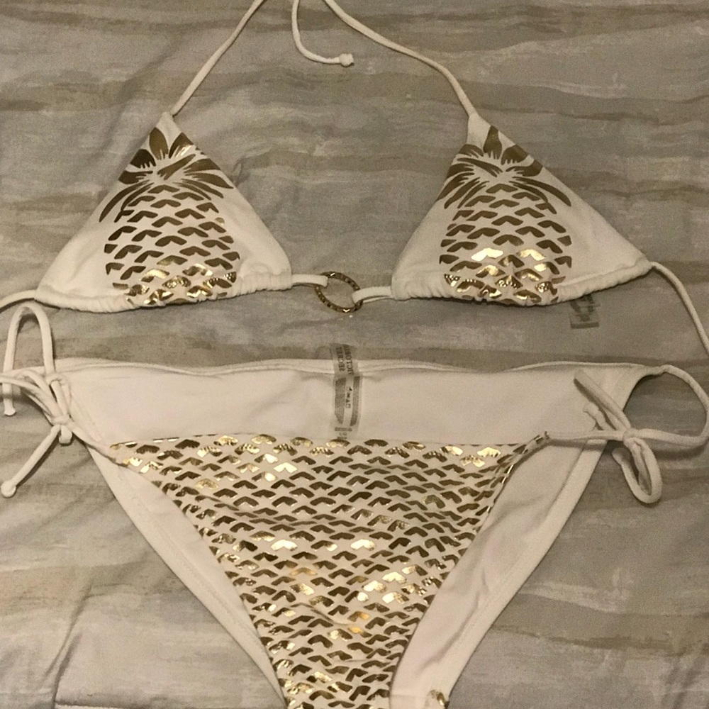 VS Bikini